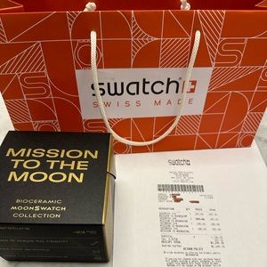 STORE FRESH - OMEGA X Swatch MoonSwatch Mission to MOONSHINE GOLD